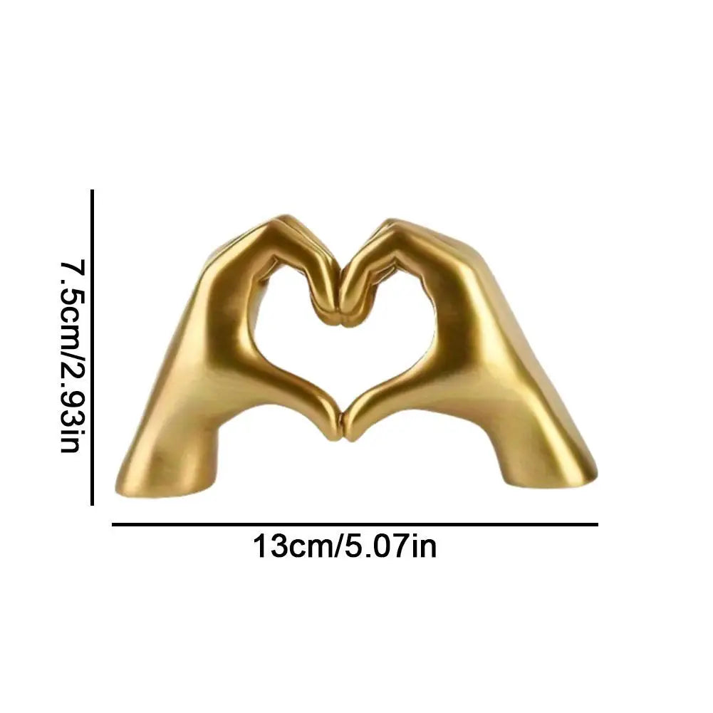 Creative Heart Hand Statue Resin Abstract Hand Love Figurines Living Room Bedroom Modern Home Desktop Wedding Decoration