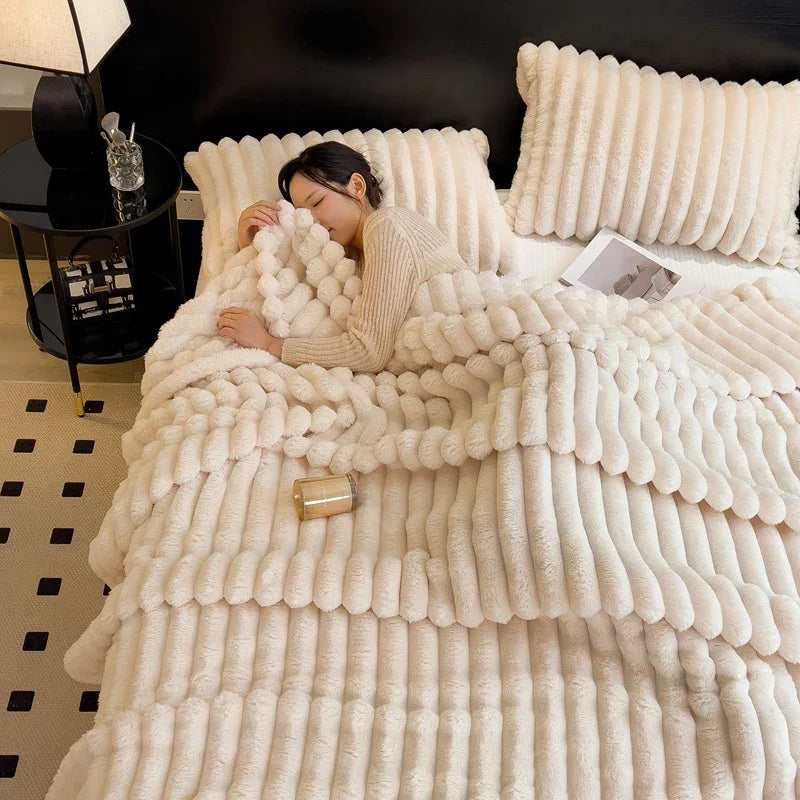 New Artificial Rabbit Plush Autumn Warm Blankets for Beds Soft Coral Fleece Sofa Throw Blanket Comfortable Thicken Bed Sheet